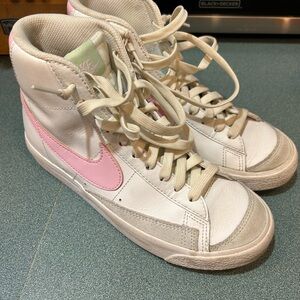 Youth Nike Blazers Mid ‘77